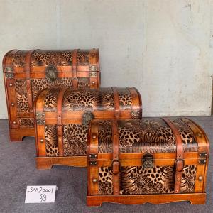 China 3 units M66x37 Polished Old Leather Trunk factory