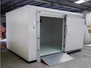 China Stainless Steel Mobile Fresh Food Cold Storage With Compressor Cooling factory