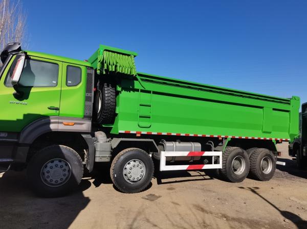Transport Truck Sinotruck HOWO 8X4 Dump Truck with Max Speed 75 Km/H and Seats