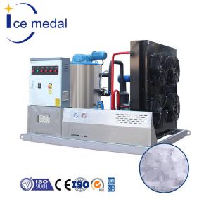China Automatic Rake Storage Dry Flake Ice Making Machine 4200 KG factory