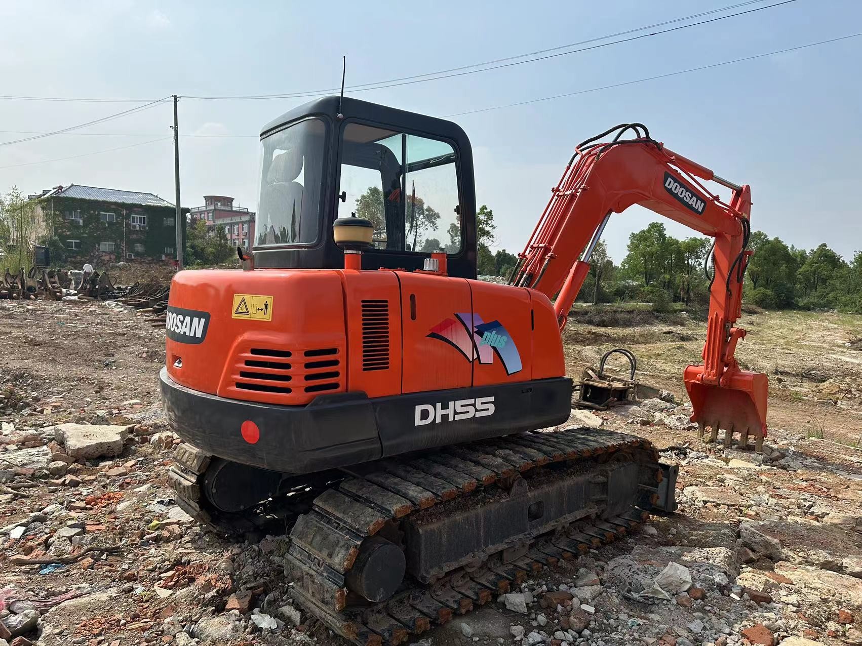 Used Doosan Digger DH55 Secondhand 5.5ton Small Type Mini Crawler Excavator