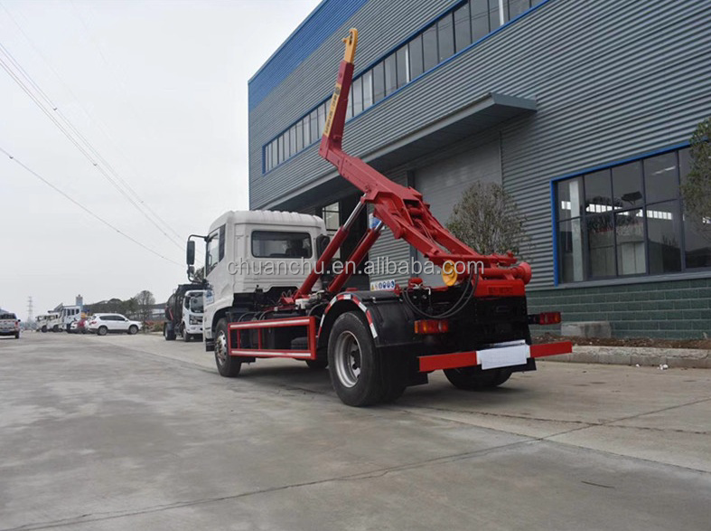 Dongfeng 5 Ton Hydraulic Lifter Hook Lift Waste Roll on Roll off Dumpster Truck With Bin Garbage Truck