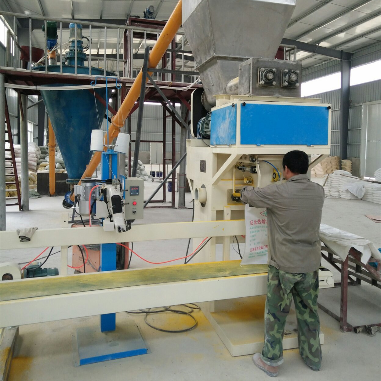 Pneumatic Driven 5-50kg Wheat Flour Powder Filling Machine