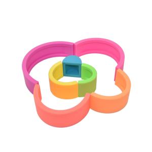 China PVC BPA Free Silicone Rainbow Stacker Educational Fun Customized Logo factory