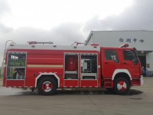 China SINOTRUK 375HP Fire And Rescue Truck 10 Wheeled Water Foam Powder Multiple Function factory