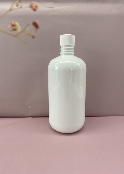 1300 ML Wholesale Food Grade Empty Juice Beverage Milk Plastic Bottle Food Storage Jar Customized