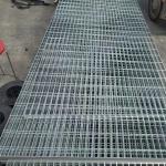 Untreated Surface Serrated Steel Grating Heavy Duty 50mm Bearing Bar Pitch