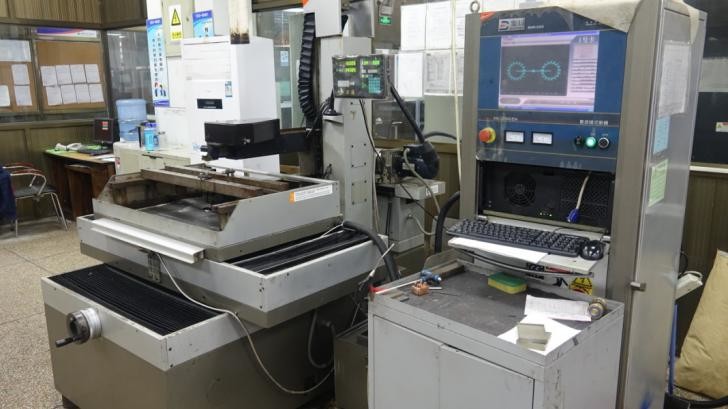 0.002mm Precision MIM Metal Injection Molding For Develop Design And Manufacture