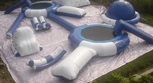 Floating Inflatable Water Trampoline Combos For Kids Water Parks