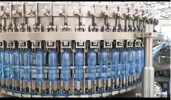 Soda WaterFilling Machine Soft Drink Filling Machine Carbonated Drink Filling