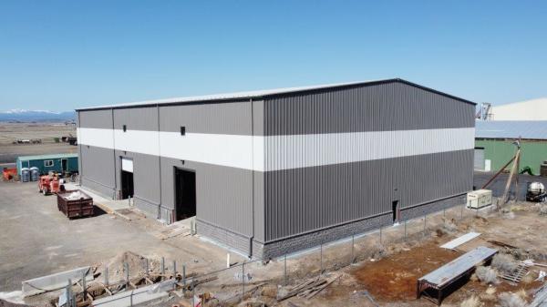 Hot Dip Galvanized Industrial Steel Building Customizable Steel Frame Prefab