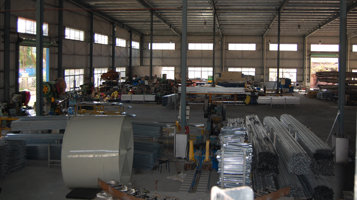 Tunnel Greenhouse with Hot Dipped Galvanized Steel Structure and 275gsm Zinc Coating