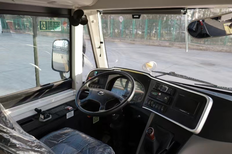 32-40 Seats Luxury City Buses Diesel Coach Euro VI with Yuchai Engine