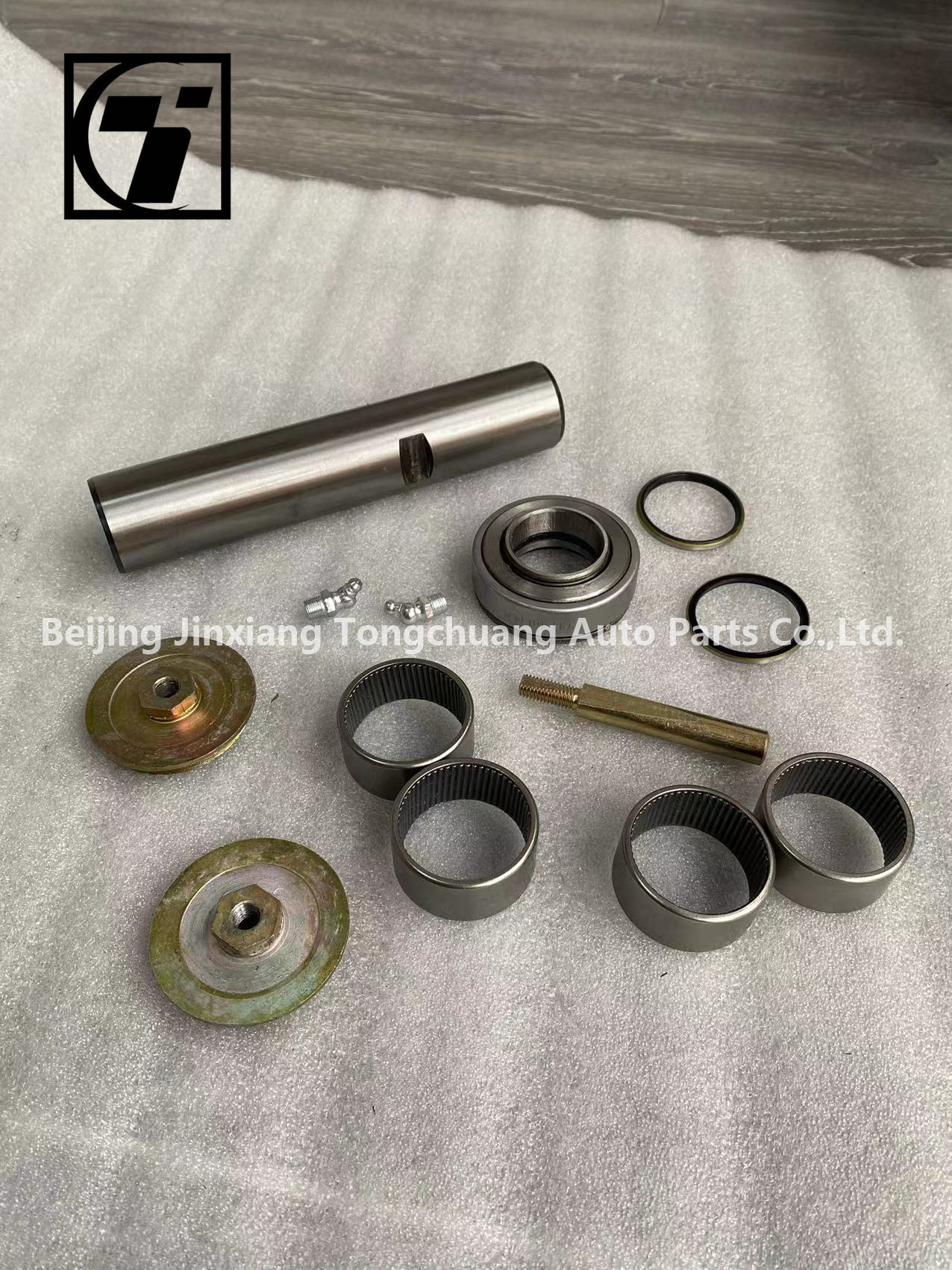 Picture Shows Steering Knuckle Repair Kit Assembly 3001021-TR5001 for Truck Spare Parts
