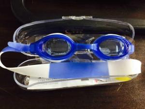 China Swiming glasses UV Shield Anti-fog for children blu factory