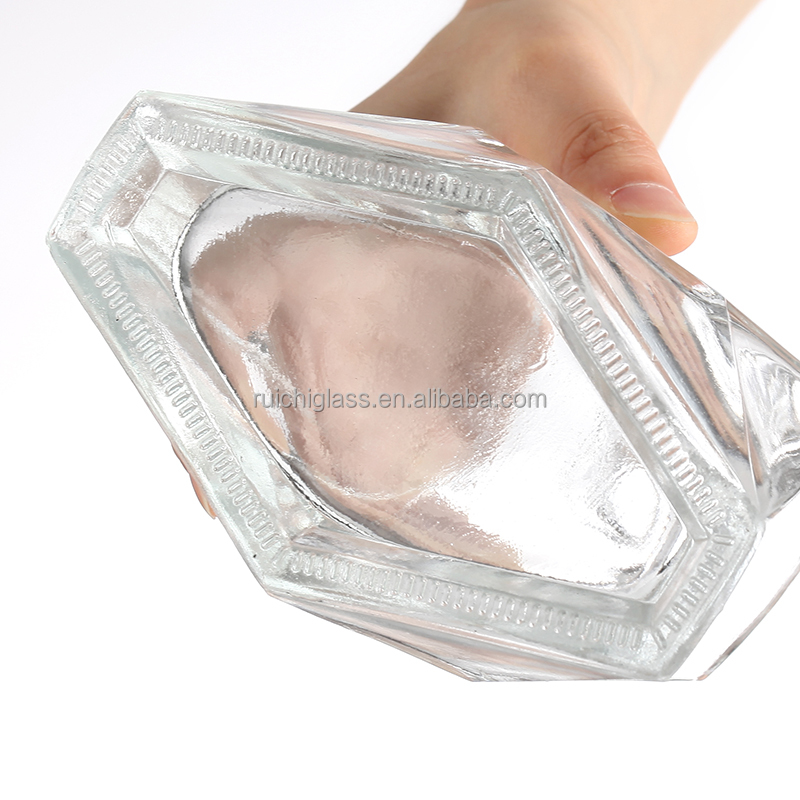 Fashion Design Glass Bottle for Whisky Brandy in Beverage Industrial