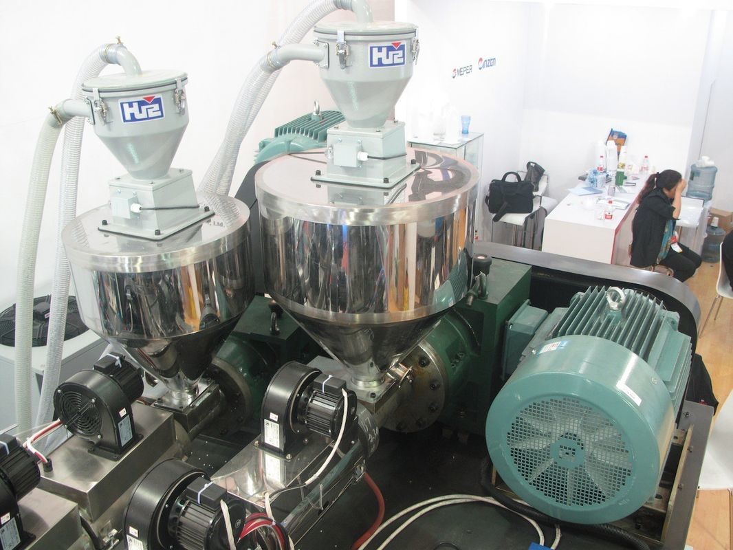 China Meper 50ML-4L High Speed Plastic Bottle Blow Molding Machine With 3 Die Head And 2 Layer