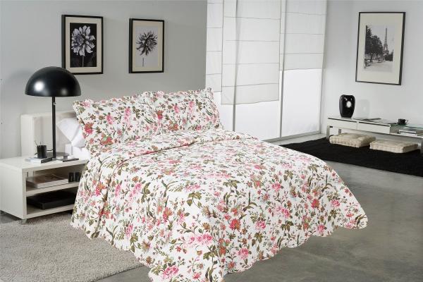 Chrysanthemum Pattern Colourful Quilt Covers , Home King Queen Size Bed Quilt
