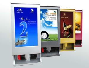 China floor standing shoe polishing machine with 32inch LCD digital advertising display factory
