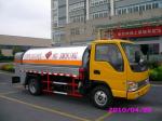 Diesel Delivery 4x2 JAC Mobile Oil Tank Truck , Refuelling Petroleum Tanker