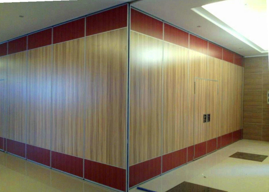MDF + Aluminum Operable Acoustic Movable Office Partition / Wooden Folding Doors