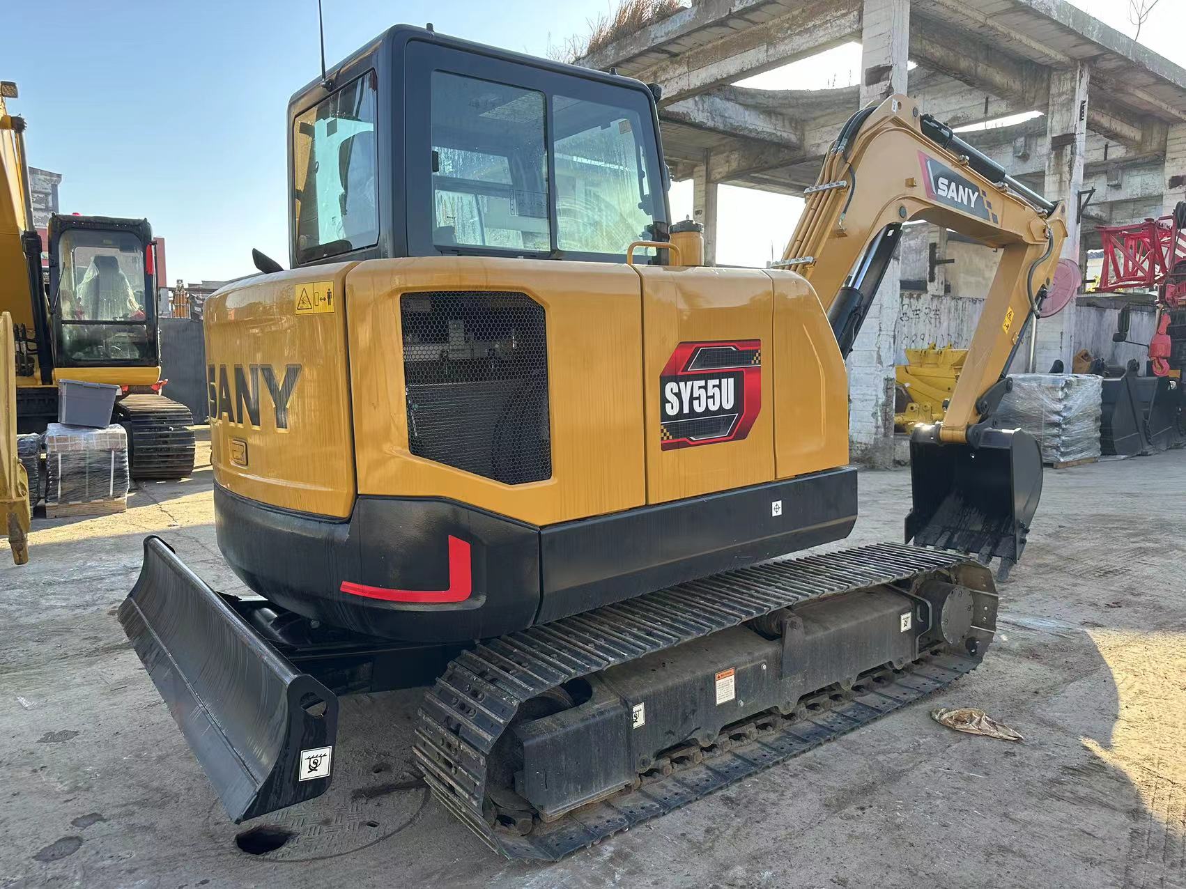 4JG1-NABGB-04-C2 Engine Type Used SANY SY55U 5 Ton Mini Excavator for Construction Work