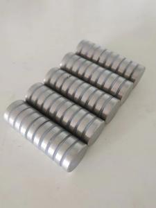 China Silver Color Circular Neodymium Magnets Small Disc N52 Grade 25mm X 2mm factory