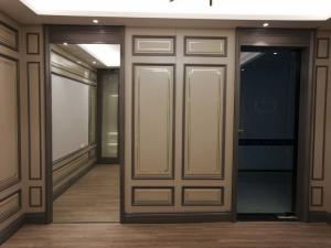 China Customized Size Square Edged Floorboards Easy Installation Colorful Cloth Surface factory