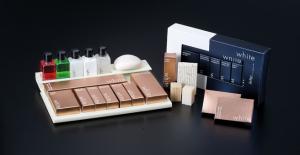 China hotel amenities set tube factory