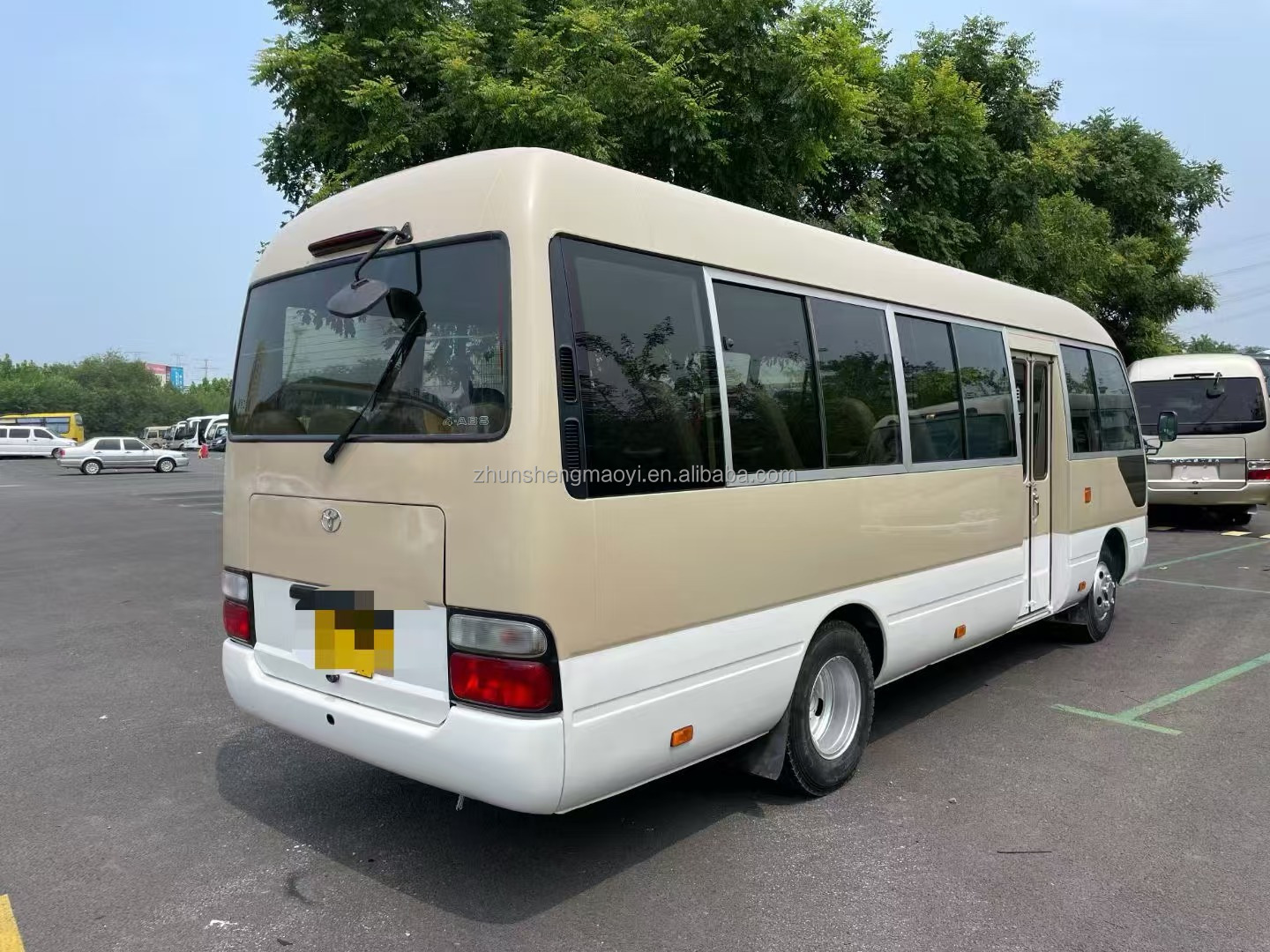 3 Diesel Gasoline Fuel RHD Manual Transmission Mini Bus < 23 Seats