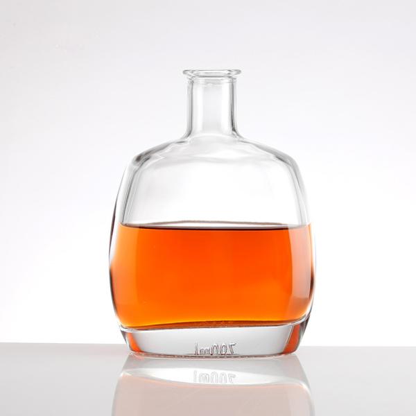 Customized Juice Glass Bottle Ideal for Beverage of Vodka Gin Whiskey Spirits
