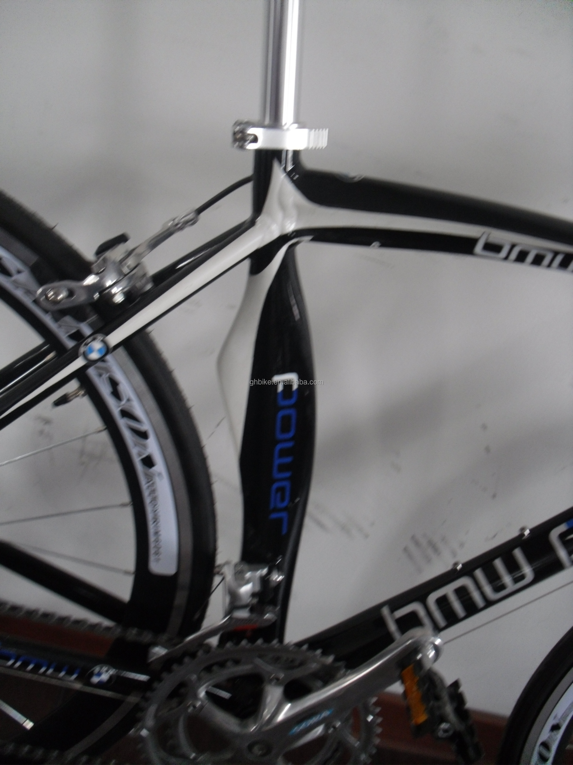 120kg Load Capacity CE Aluminium Frame Racing Shimano 24S Road Bike for Hot Sellin