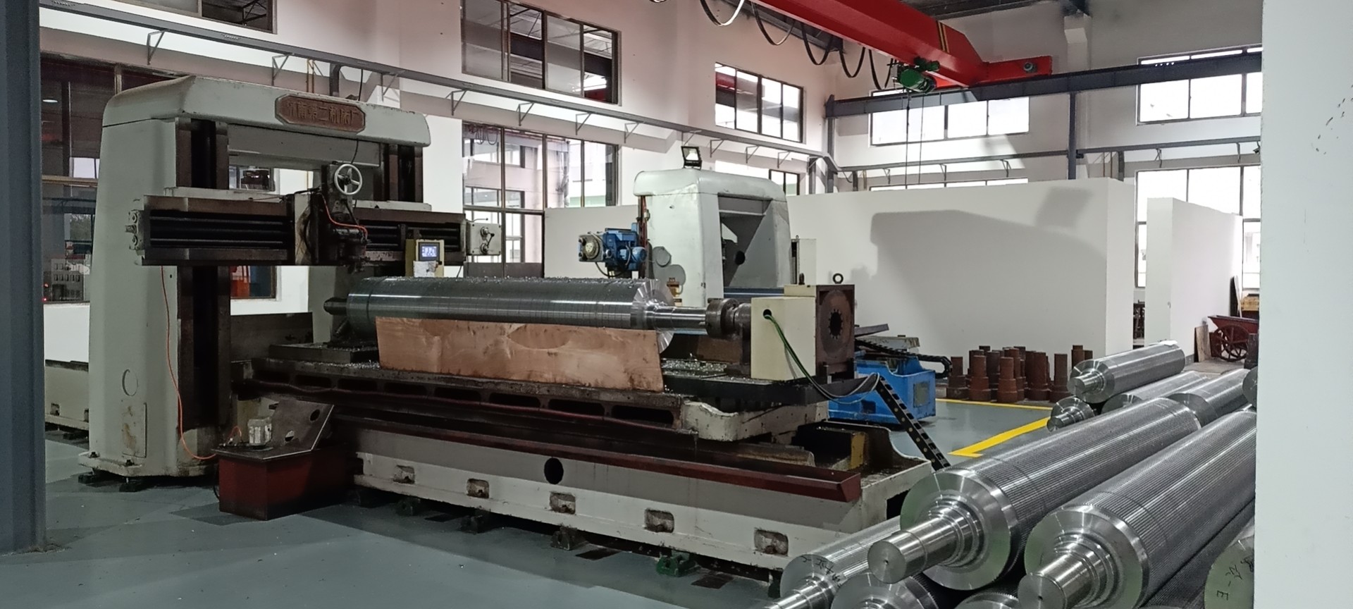 CNC grinding machine