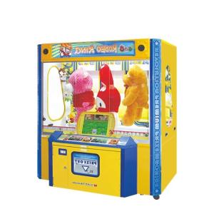 Coin Operated Doll Claw Crane Vending Machine For Mall