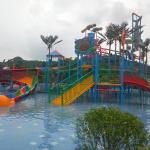 Medium Sized Water Park Playgrounds Anti UV Easy To Install Durable