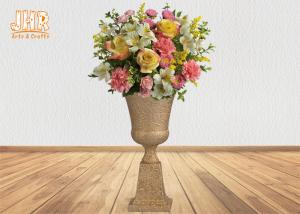 China Classic Frosted Gold Fiberglass Urn Planters Centerpiece Table Vase Trophy Shape factory