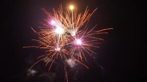 China Pyrotechnic 21 Shots Good Effects Outdoor Cake Fireworks For Celebration factory