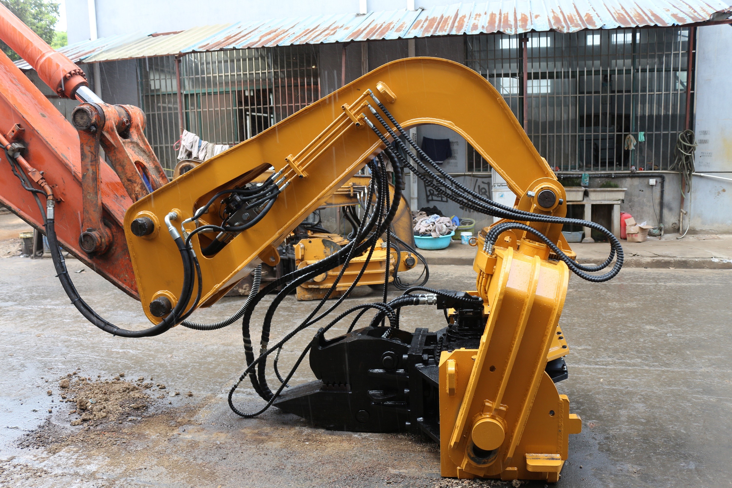 OEM Sheet Pile Driver For Excavator Q345B Vibrating Sheet Pile Hammer