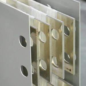 China Reliable Fire Rated Bus Duct Galvanized Steel Busbar Trunking System factory