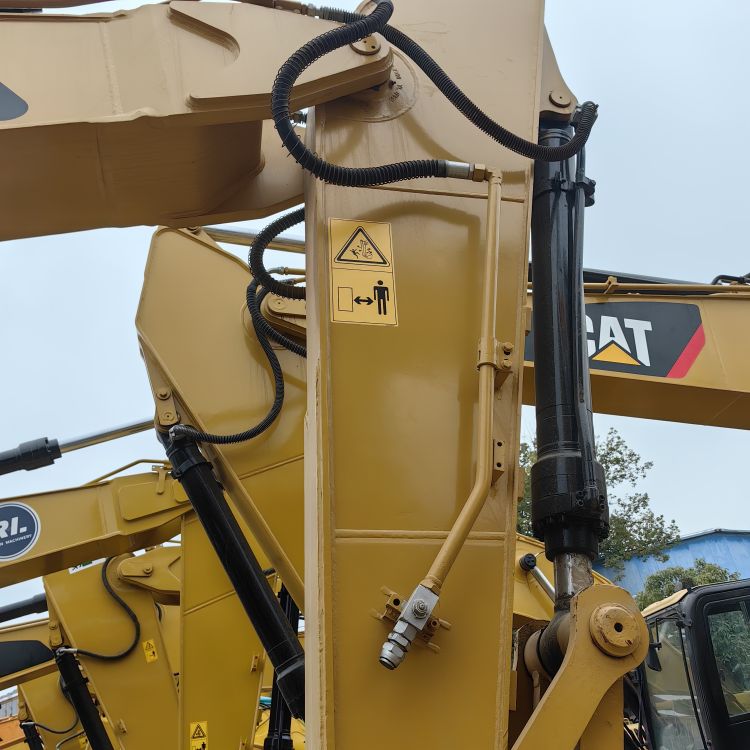 Original Hydraulic Valve Good Condition Secondhand Caterpillar Excavadora Cat 323 DL