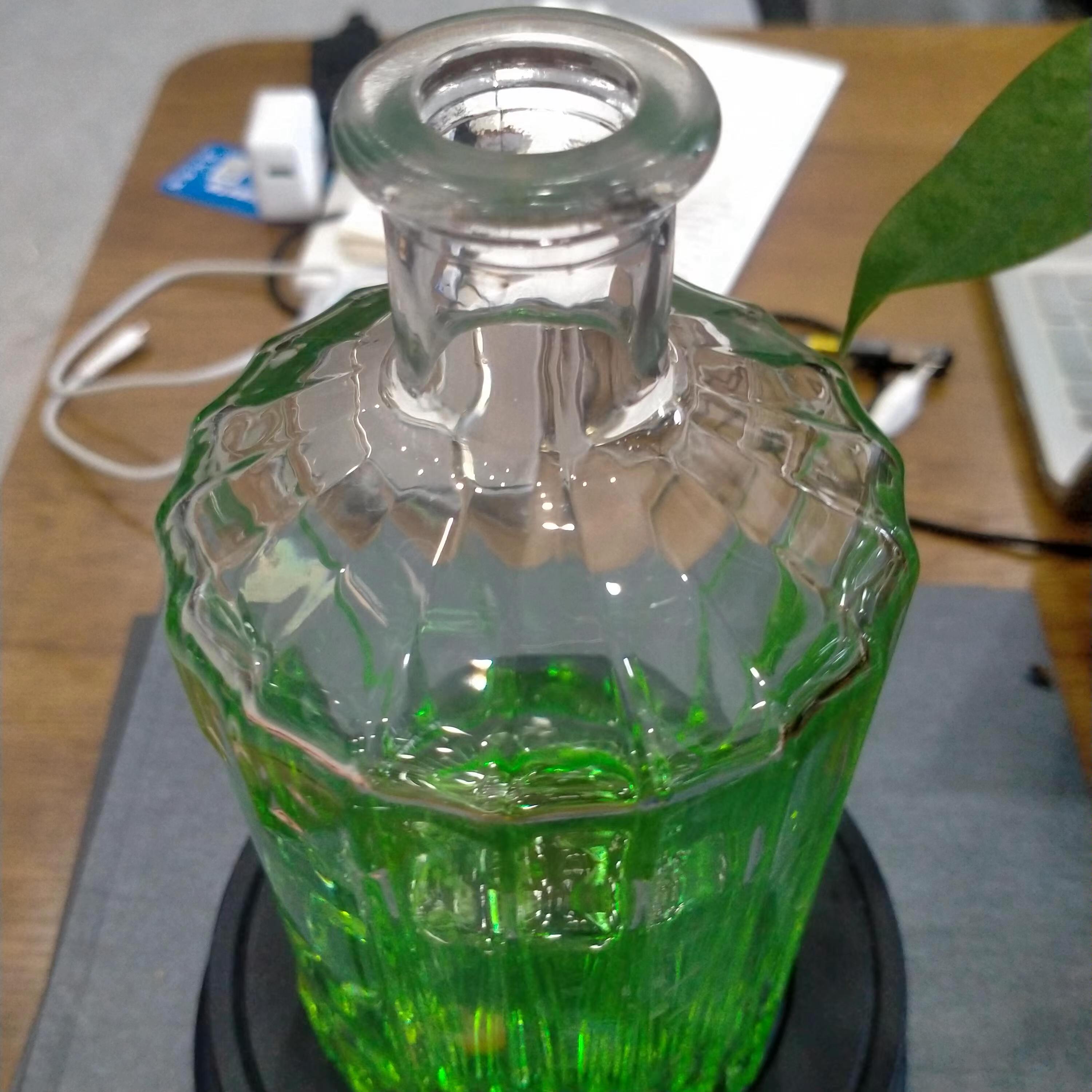 Clear Logo Glass Bottle With Heavy Bottom Unique 700ml Vodka Glass Bottle