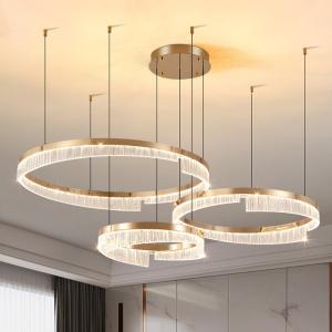 China Transparent PMMA Acrylic Lampshade LED Chandelier Rust Resistant factory