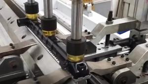 China Pneumatic Radiator Making Machine Aluminium Fin Press Plastic Radiator Tank Crimping Tool factory