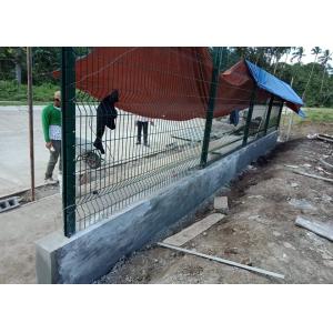 Powder Coated 3D Curved Metal Fence Welded Wire Mesh Panel Fence With Peach Post
