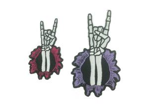 China Heat Cut Border Sew On Embroidered Patches , Eco Friendly Embroidered Badge Patch factory