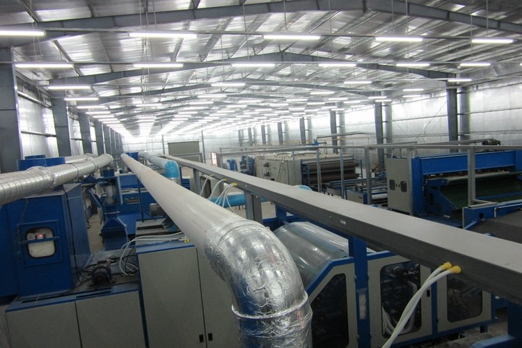 2000mm Nonwoven Spray Glue Soft And Hard Wadding / Oven Production Line