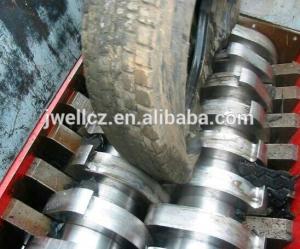 China Automation Plastic Bottle Shredder , Plastic Bottle Shredder Machine Recycled factory