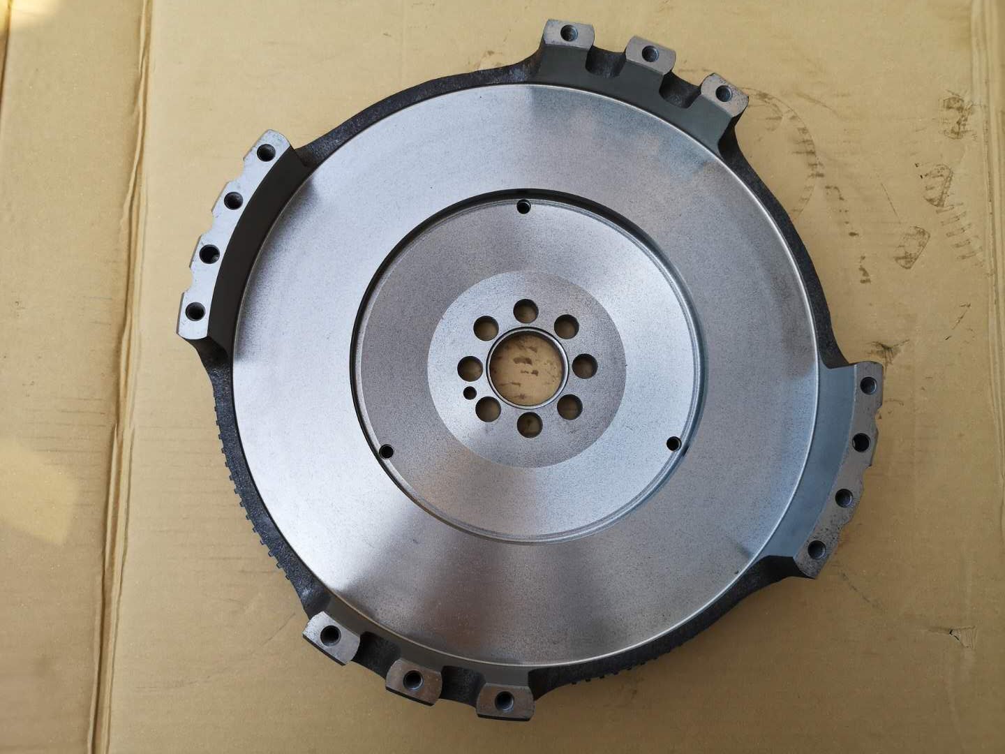 8943909431 ISUZU 45 Sensor Holes 15" ISUZU Flywheel For FVZ 6HK1 Cargo Over 15 Tons GVM