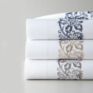China All-Season 90gsm Microfiber Flower Embroidered Sheet Set Sustainable and Soft Made factory