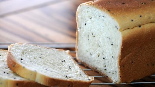 Food emulsifier for bread and cake mono and diglycerides GMS40 food additive